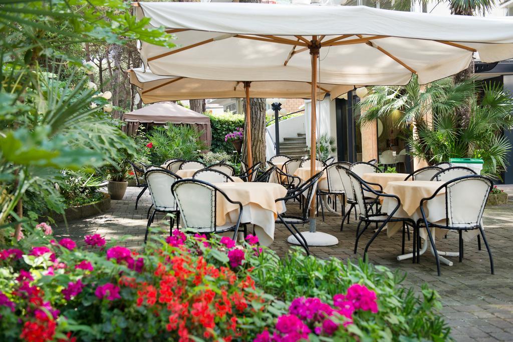 Hotel Cuba Milano Marittima Zewnętrze zdjęcie
